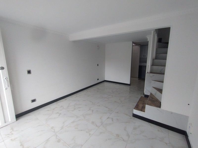 Casa en arriendo Cundinamarca Bogotá Campo Alegre 58 m2 Habitaciones 2 Baños 2 Garajes 0 Precio $1511700