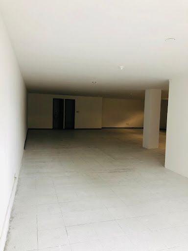 Local en venta Risaralda Pereira La Enseñanza 150 m2 Habitaciones 0 Baños 2 Garajes 0 Precio $600000000