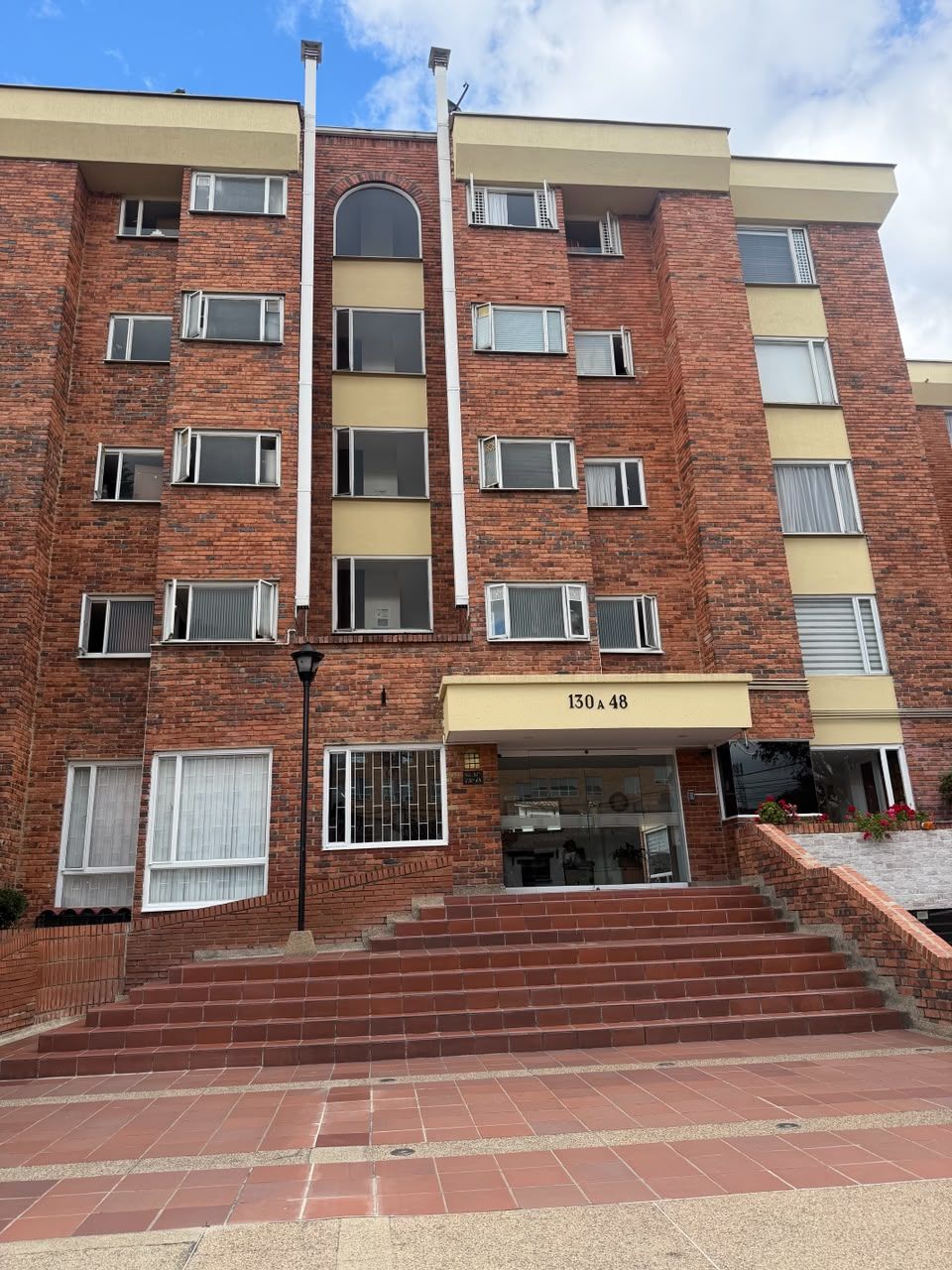 Apartamento en arriendo Cundinamarca Bogotá Prado Veraniego Norte 100 m2 Habitaciones 3 Baños 2 Garajes 1 Precio $3200000