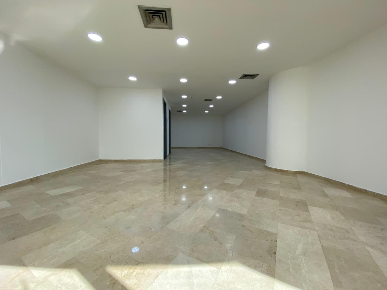 Oficina en arriendo Antioquia Medellín Astorga 64 m2 Habitaciones 0 Baños 1 Garajes 1 Precio $6000000