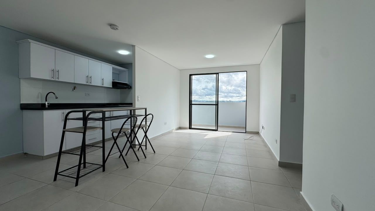 Apartamento en arriendo Antioquia Marinilla Alcaravanes 72 m2 Habitaciones 3 Baños 2 Garajes 1 Precio $1900000
