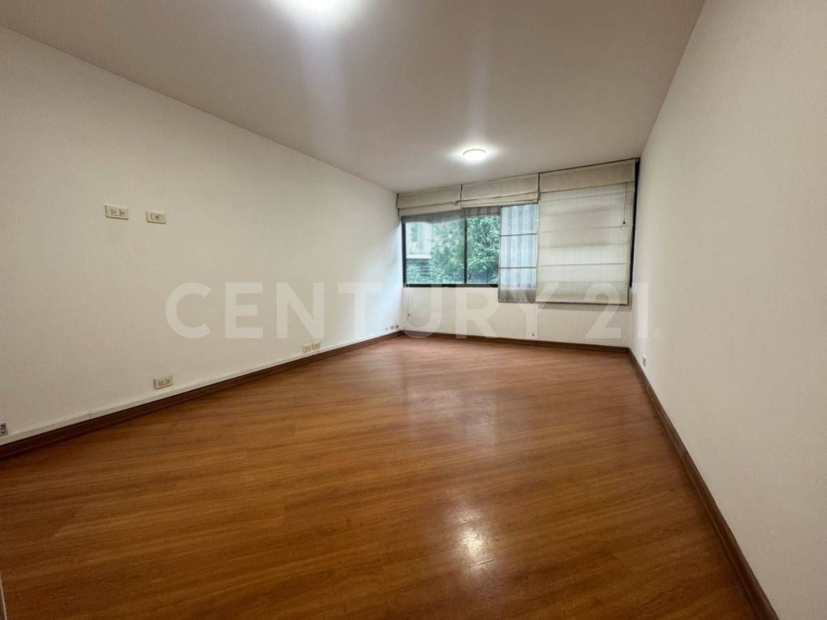 Oficina en venta Cundinamarca Bogotá Chico 38 m2 Habitaciones 0 Baños 1 Garajes 0 Precio $250000000