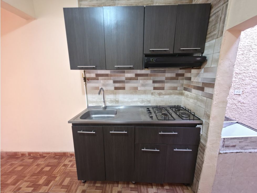 Apartaestudio en arriendo Antioquia Medellín San Pedro 30 m2 Habitaciones 1 Baños 1 Garajes 0 Precio $800000