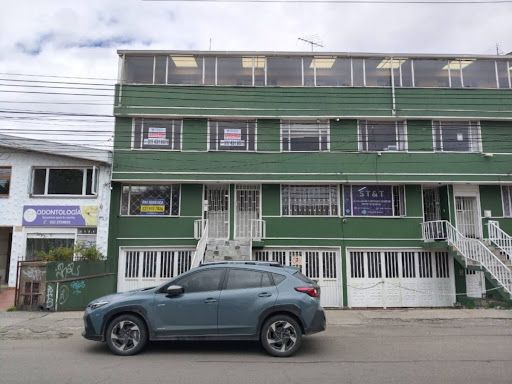 Casa en arriendo Cundinamarca Bogotá Normandia Occidental 435 m2 Habitaciones 3 Baños 3 Garajes 1 Precio $5000000