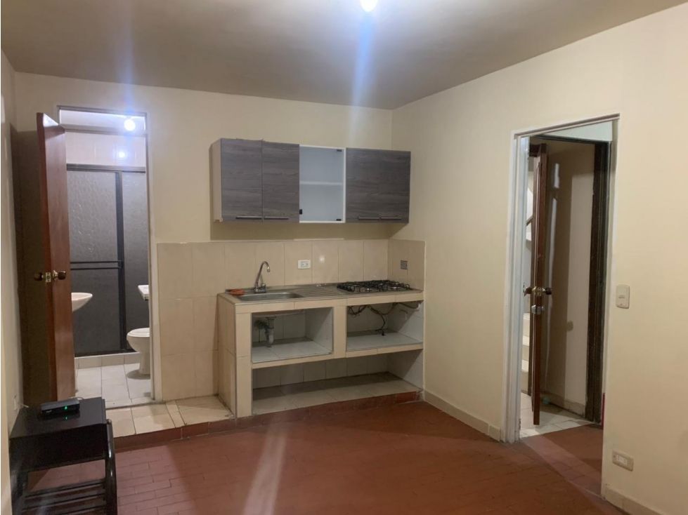 Casa en venta Valle Del Cauca Cali Cali 250 m2 Habitaciones 4 Baños 6 Garajes 2 Precio $750000000