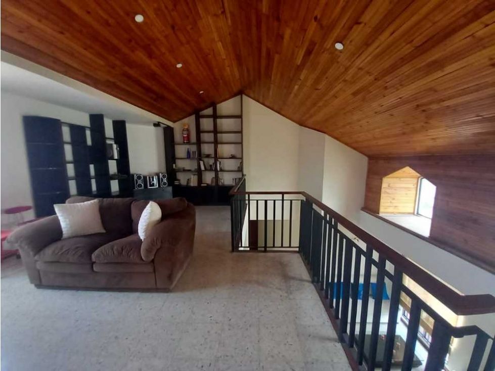 Casa en venta Valle Del Cauca Cali Tequendama 150 m2 Habitaciones 3 Baños 5 Garajes 2 Precio $525000000