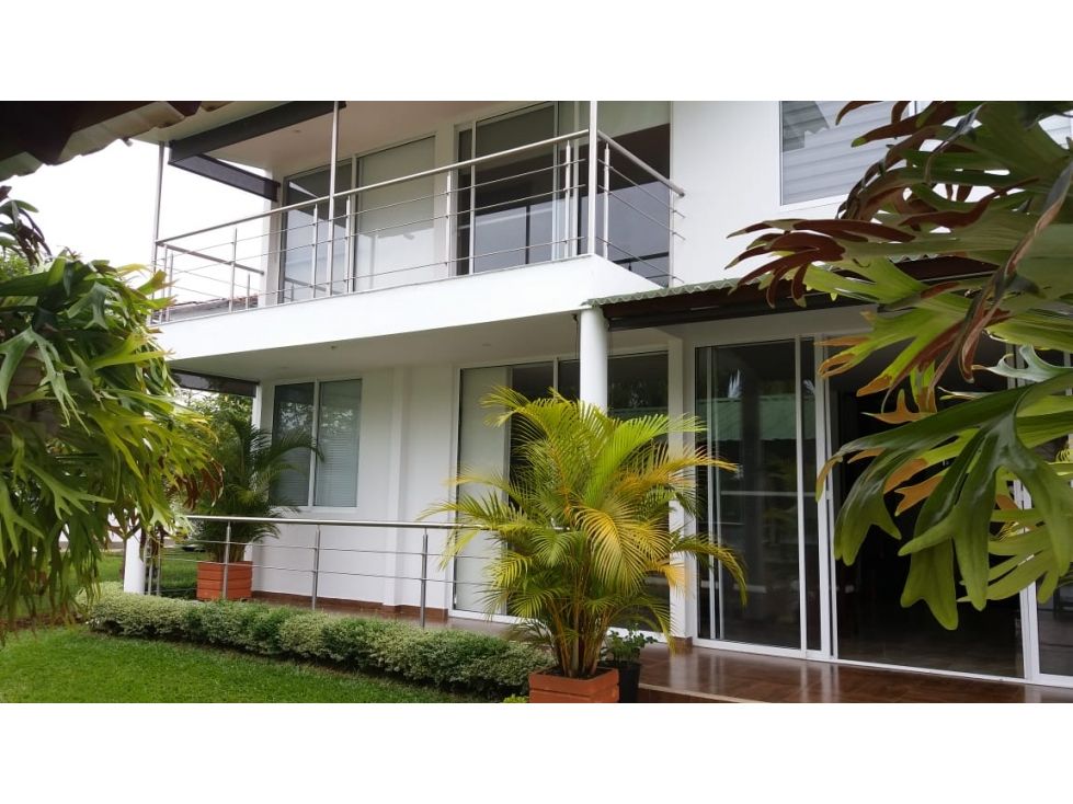 Casa en venta Valle Del Cauca Cali Cali 270 m2 Habitaciones 4 Baños 4 Garajes 4 Precio $1600000000