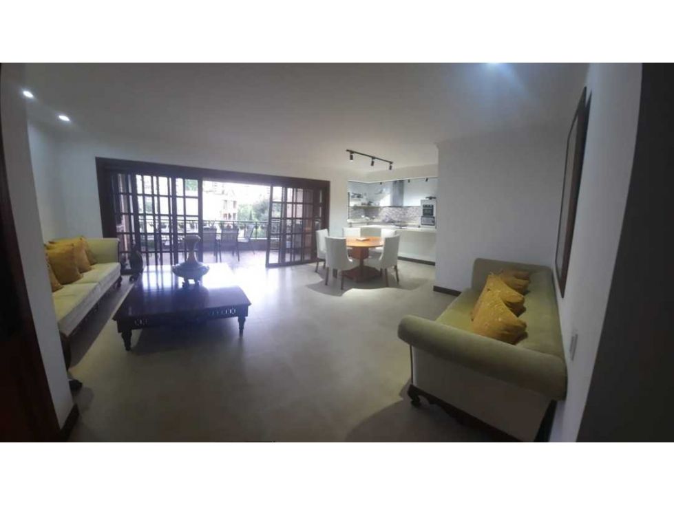 Apartamento en venta Valle Del Cauca Cali Santa Rita 195 m2 Habitaciones 4 Baños 4 Garajes 3 Precio $800000000