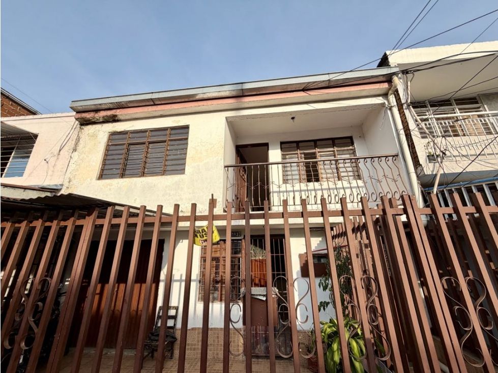 Casa en venta Valle Del Cauca Cali San Judas Tadeo Ii 289 m2 Habitaciones 7 Baños 4 Garajes 0 Precio $380000000