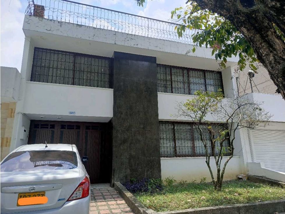 Casa en venta Valle Del Cauca Cali Tequendama 428 m2 Habitaciones 5 Baños 3 Garajes 3 Precio $1300000000