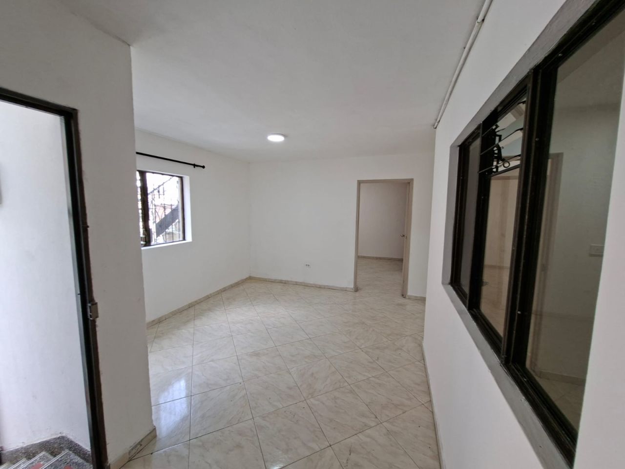 Casa en arriendo Antioquia Medellín Aranjuez 120 m2 Habitaciones 3 Baños 2 Garajes 0 Precio $2000000