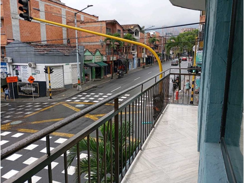 Apartamento en arriendo Antioquia Envigado El Dorado 70 m2 Habitaciones 3 Baños 2 Garajes 0 Precio $3800000