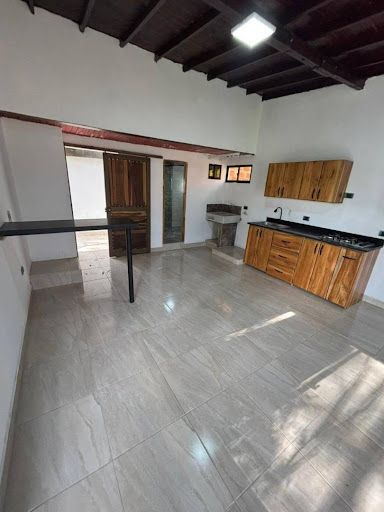 Apartaestudio en arriendo Antioquia Medellín Blanquizal 40 m2 Habitaciones 1 Baños 1 Garajes 0 Precio $1000000