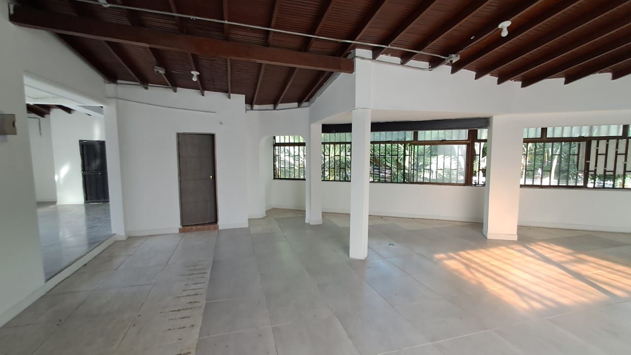 Local en arriendo Antioquia Medellín Calle Nueva 217 m2 Habitaciones 0 Baños 0 Garajes 0 Precio $7200000