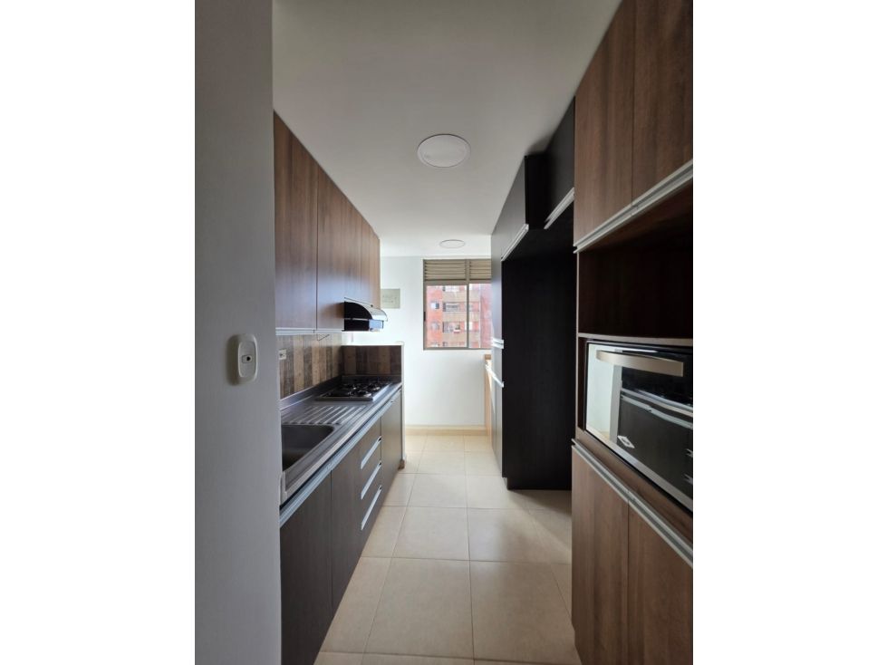 Apartamento en arriendo Antioquia Medellín Asomadera No2 90 m2 Habitaciones 3 Baños 3 Garajes 1 Precio $4100000