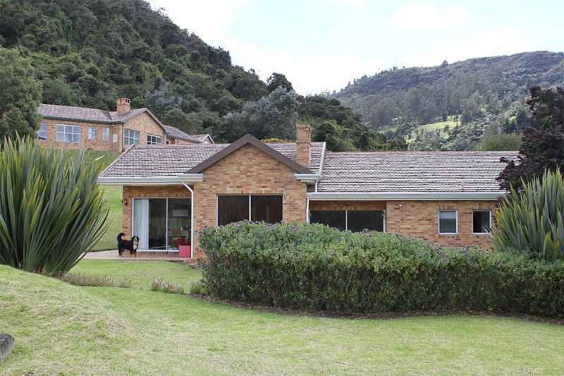 Casa en venta Cundinamarca La Calera La Calera 260 m2 Habitaciones 3 Baños 3 Garajes 4 Precio $1650000000