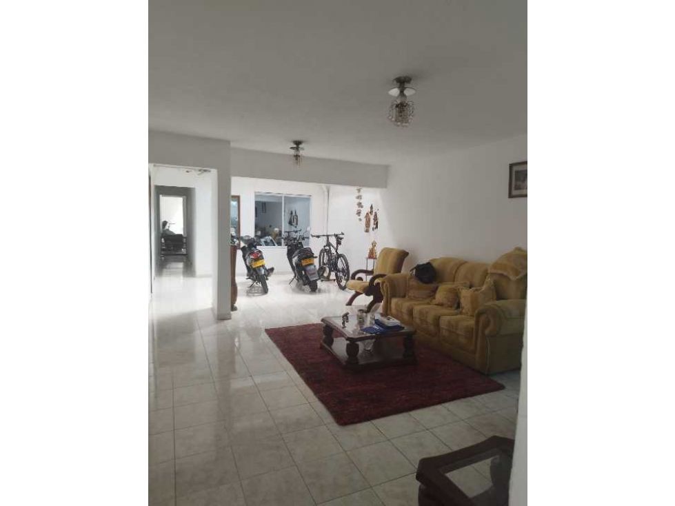 Casa en venta Valle Del Cauca Cali Olímpico 280 m2 Habitaciones 4 Baños 3 Garajes 1 Precio $530000000