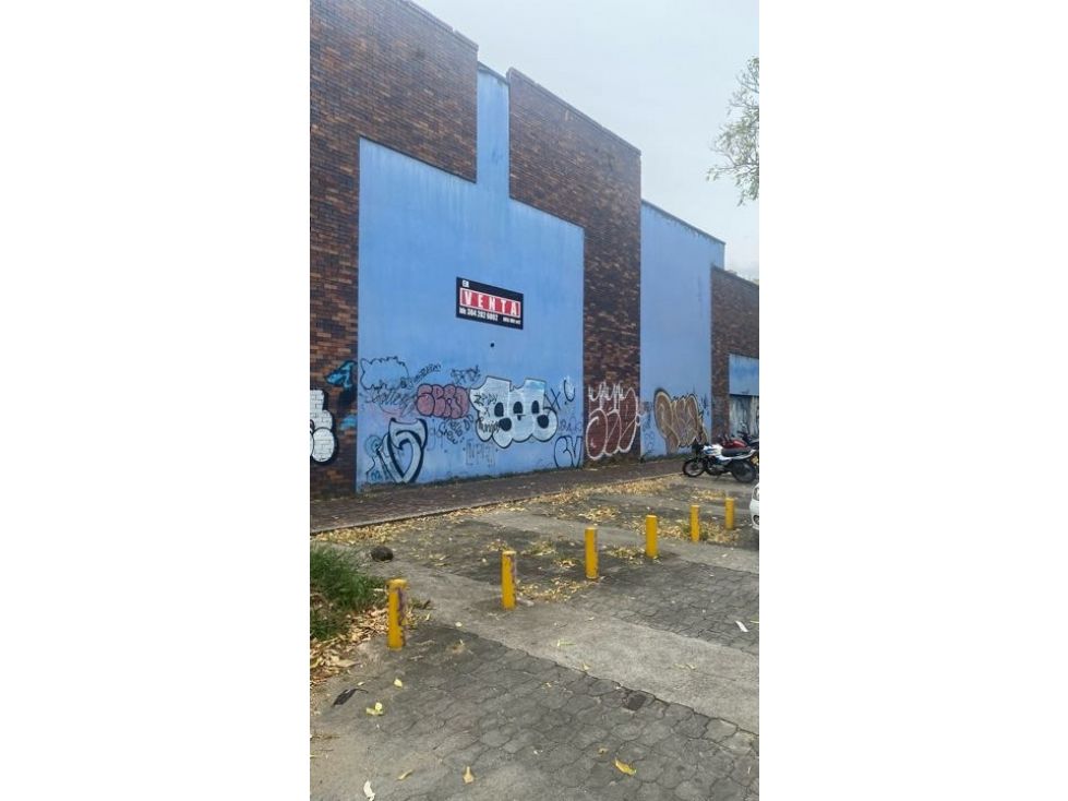 Bodega en venta Valle Del Cauca Cali El Gran Limonar 1861 m2 Habitaciones 0 Baños 0 Garajes 0 Precio $5800000000