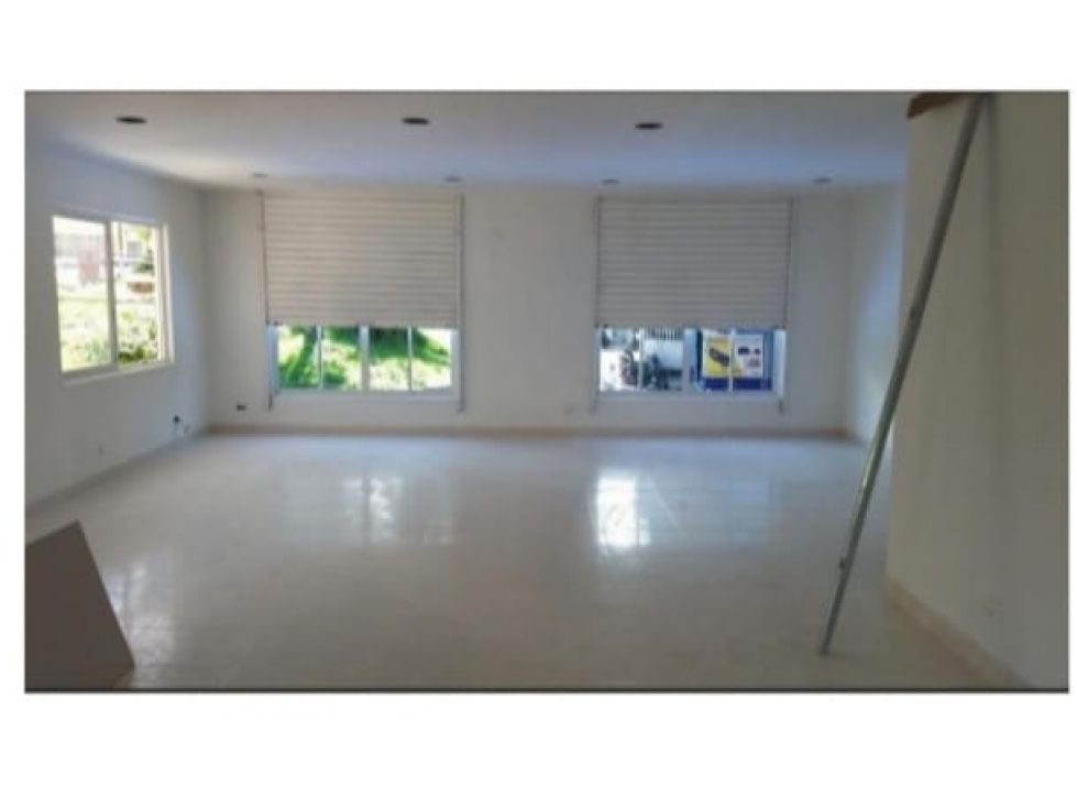 Local en venta Valle Del Cauca Buenaventura Las Mercedes 587 m2 Habitaciones 0 Baños 4 Garajes 29 Precio $2350000000