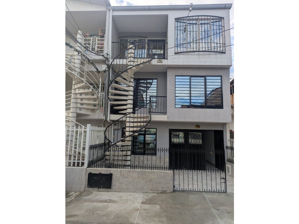 Casa en venta Valle Del Cauca Cali 12 De Octubre 400 m2 Habitaciones 14 Baños 6 Garajes 1 Precio $650000000