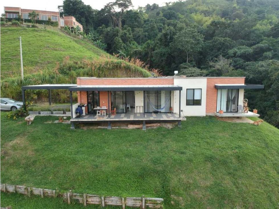 Casa Campestre en venta Valle Del Cauca Guadalajara De Buga Santa Barbara 250 m2 Habitaciones 3 Baños 10 Garajes 0 Precio $990000000