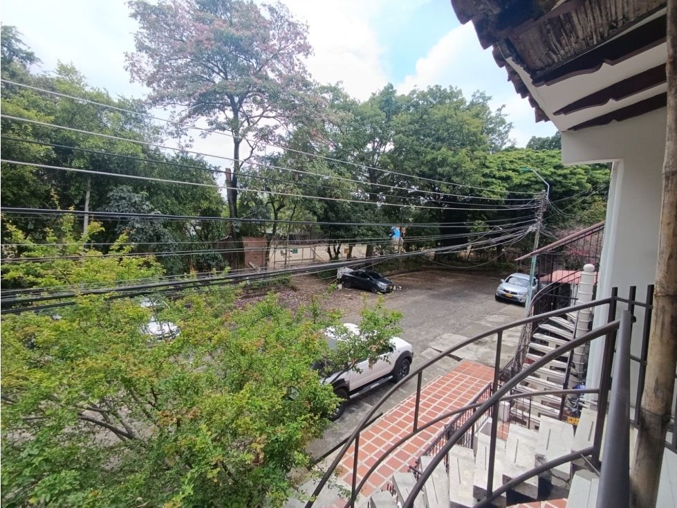 Apartamento en venta Valle Del Cauca Cali Los Portales - Nuevo Rey 170 m2 Habitaciones 4 Baños 4 Garajes 0 Precio $360000000
