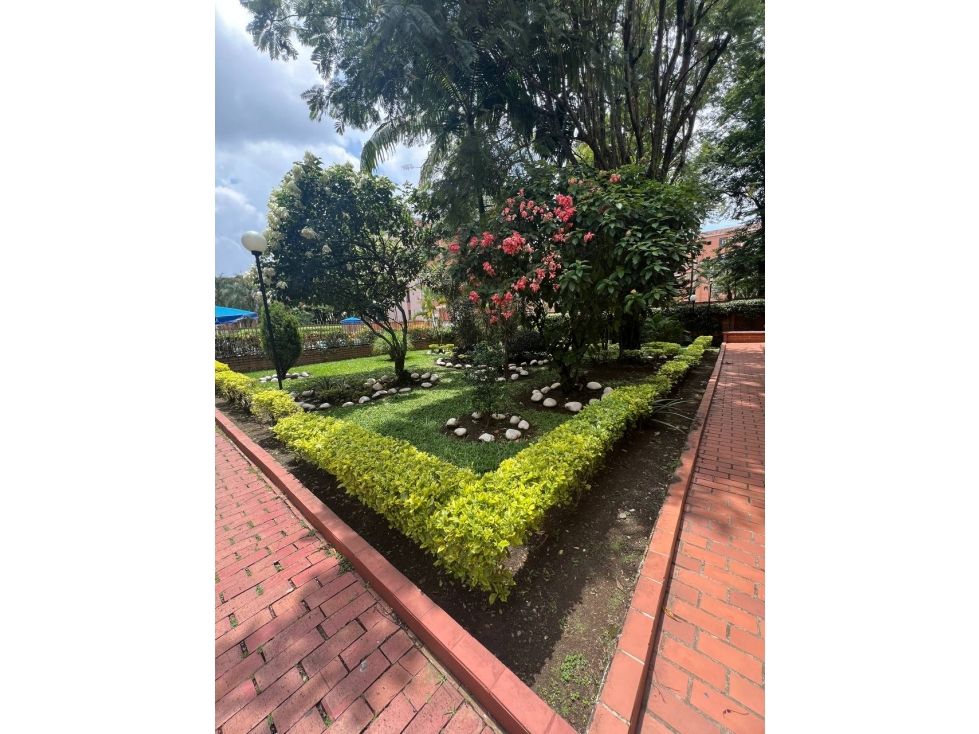 Casa en venta Valle Del Cauca Cali El Limonar 130 m2 Habitaciones 4 Baños 3 Garajes 1 Precio $400000000