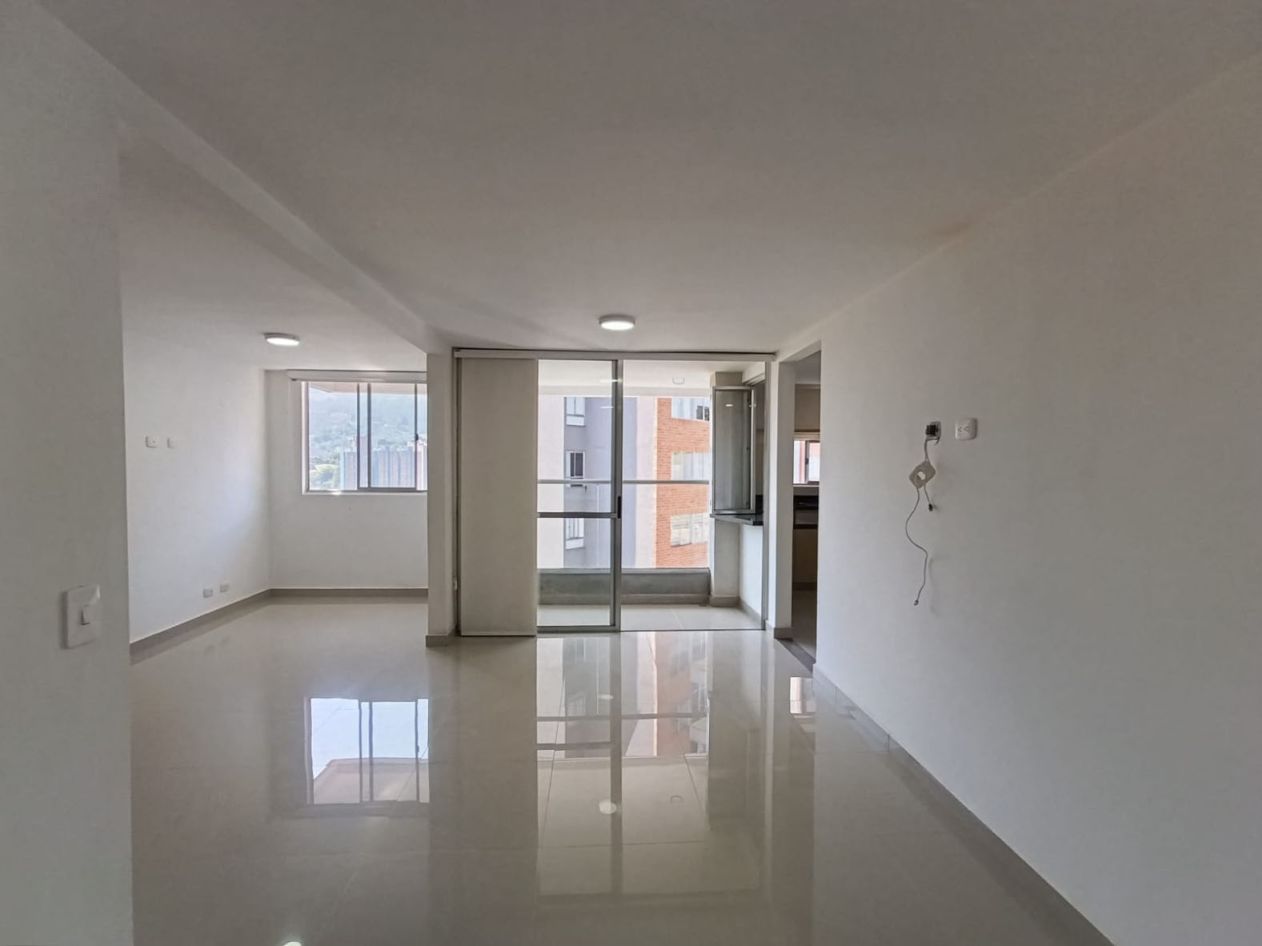 Apartamento en arriendo Antioquia Envigado Las Antillas 68 m2 Habitaciones 2 Baños 2 Garajes 1 Precio $3050000
