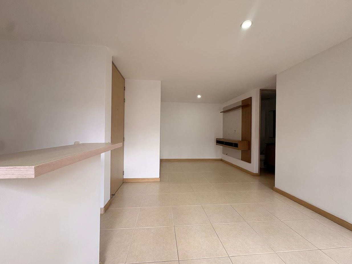 Apartamento en arriendo Antioquia Sabaneta Escobar 70 m2 Habitaciones 3 Baños 2 Garajes 1 Precio $2800000