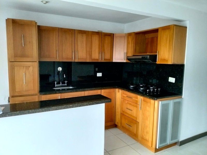 Apartamento en arriendo Antioquia Medellín Villanueva 75 m2 Habitaciones 3 Baños 2 Garajes 1 Precio $2750000