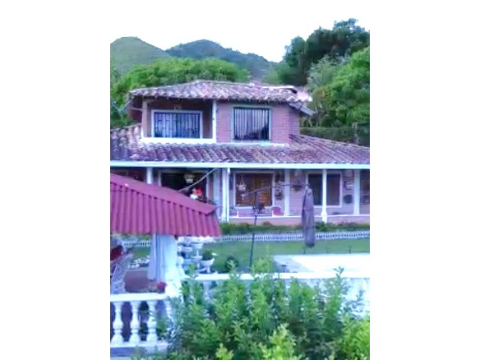 Finca en venta Antioquia Santa Bárbara Santa Bárbara 300 m2 Habitaciones 5 Baños 4 Garajes 5 Precio $700000000
