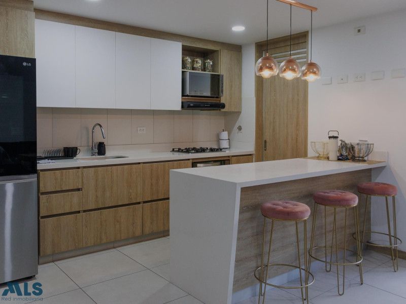Apartamento en venta Antioquia Medellín Estadio 112 m2 Habitaciones 3 Baños 3 Garajes 1 Precio $960000000