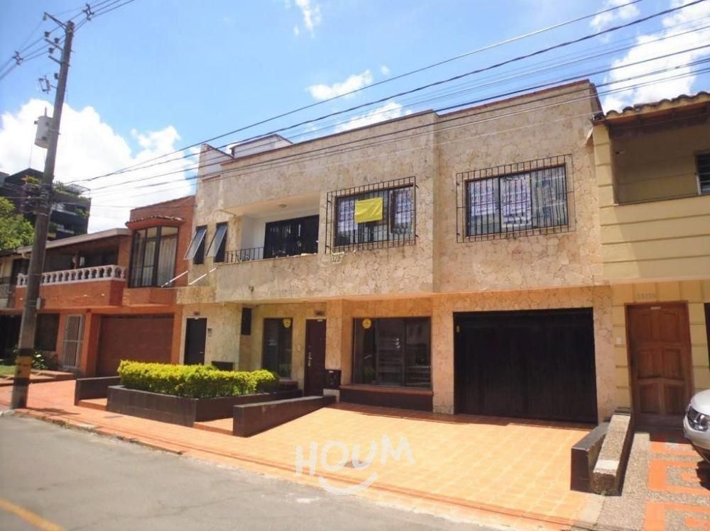 Casa en venta Antioquia Medellín La Castellana 200 m2 Habitaciones 5 Baños 6 Garajes 0 Precio $1400000000