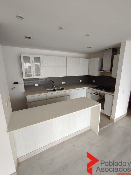 Apartamento en arriendo Antioquia Envigado Mont Juic 137 m2 Habitaciones 3 Baños 4 Garajes 1 Precio $7000000