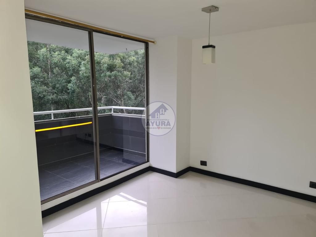 Apartamento en arriendo Antioquia Medellín La Mota 66 m2 Habitaciones 3 Baños 2 Garajes 1 Precio $2750000