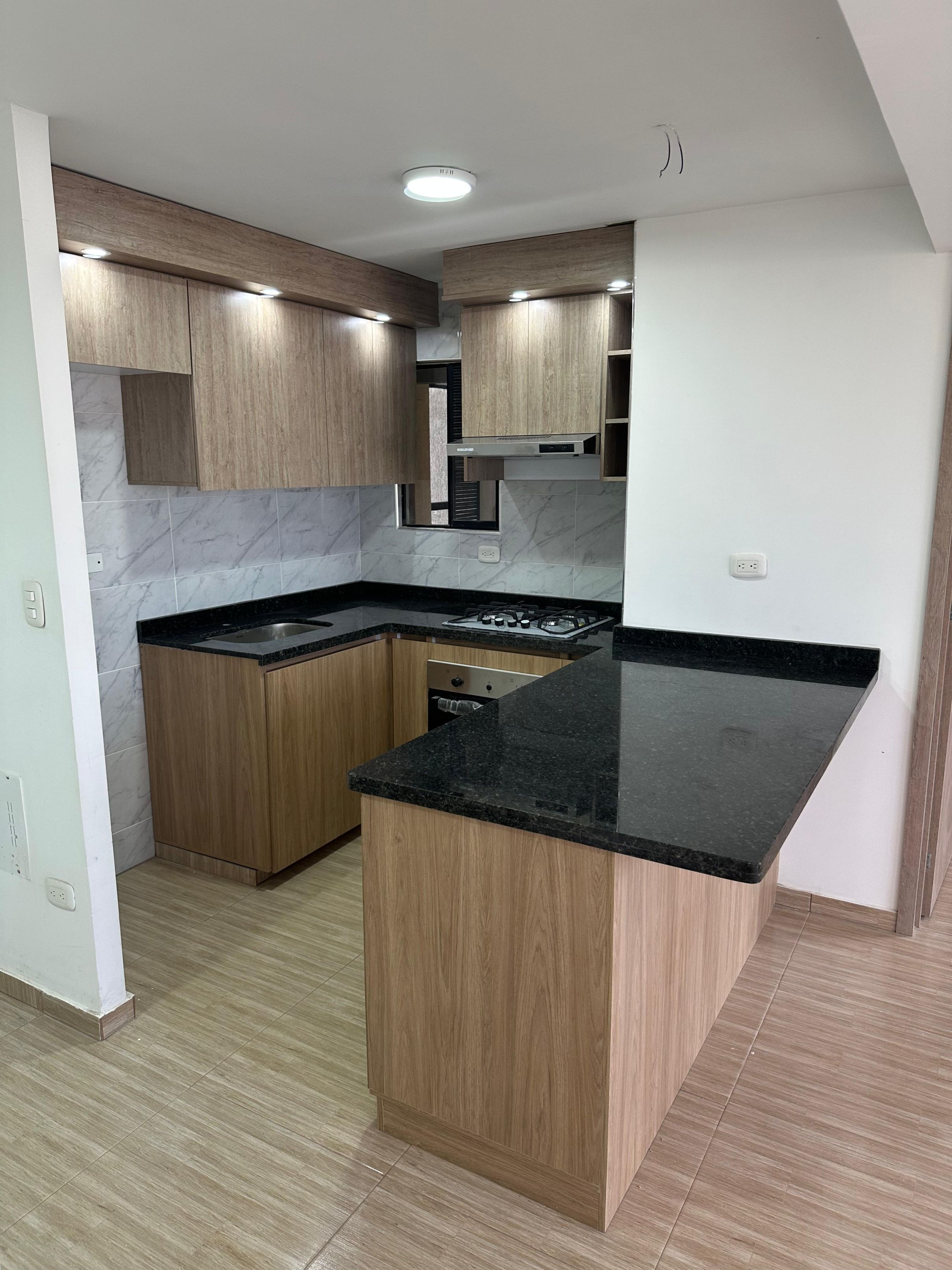 Apartamento en venta Valle Del Cauca Cali Primitivo Crespo 55 m2 Habitaciones 2 Baños 2 Garajes 1 Precio $295000000