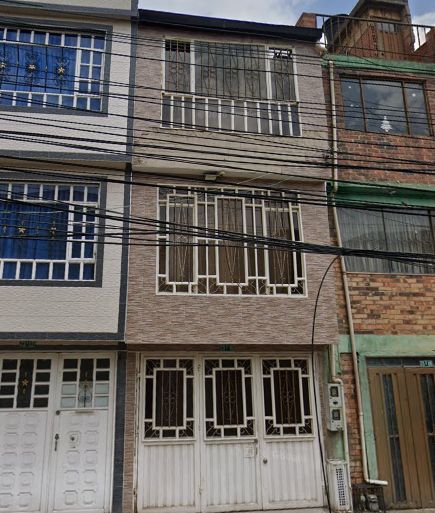 Casa en arriendo Cundinamarca Bogotá El Peñon Del Cortijo 90 m2 Habitaciones 3 Baños 3 Garajes 1 Precio $1900000