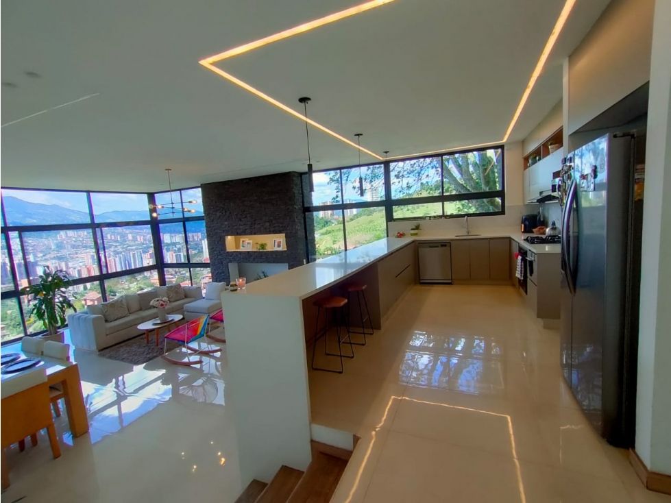 Casa Campestre en venta Antioquia Sabaneta Sabaneta 400 m2 Habitaciones 6 Baños 4 Garajes 2 Precio $2900000000