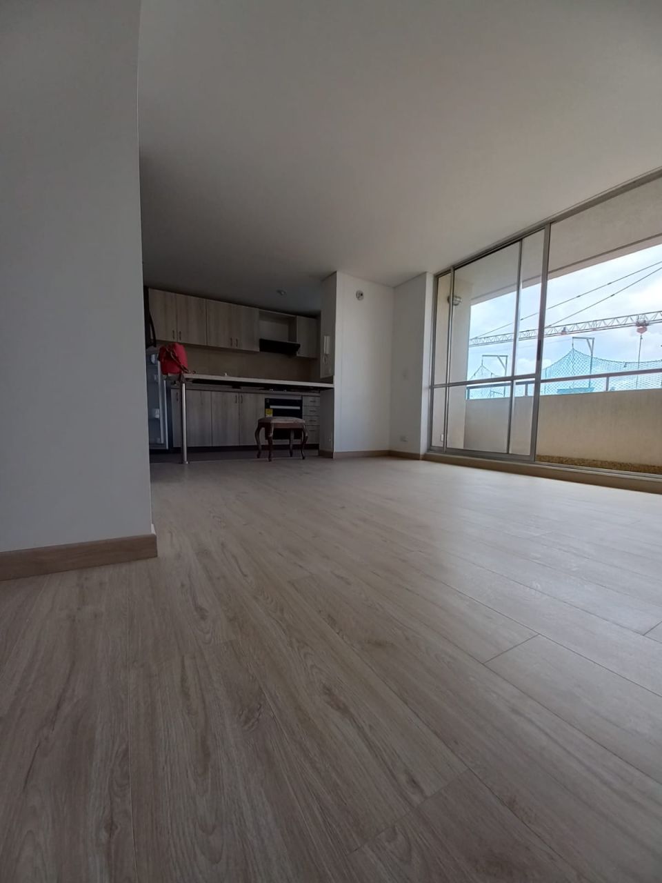 Apartamento en arriendo Cundinamarca Bogotá El Dorado 83 m2 Habitaciones 3 Baños 2 Garajes 2 Precio $3000000