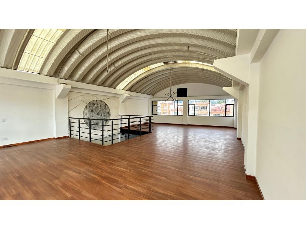 Local en arriendo Cundinamarca Fusagasugá Cr Recreacional Y Habitacional Las Palmas 200 m2 Habitaciones 0 Baños 2 Garajes 6 Precio $8000000