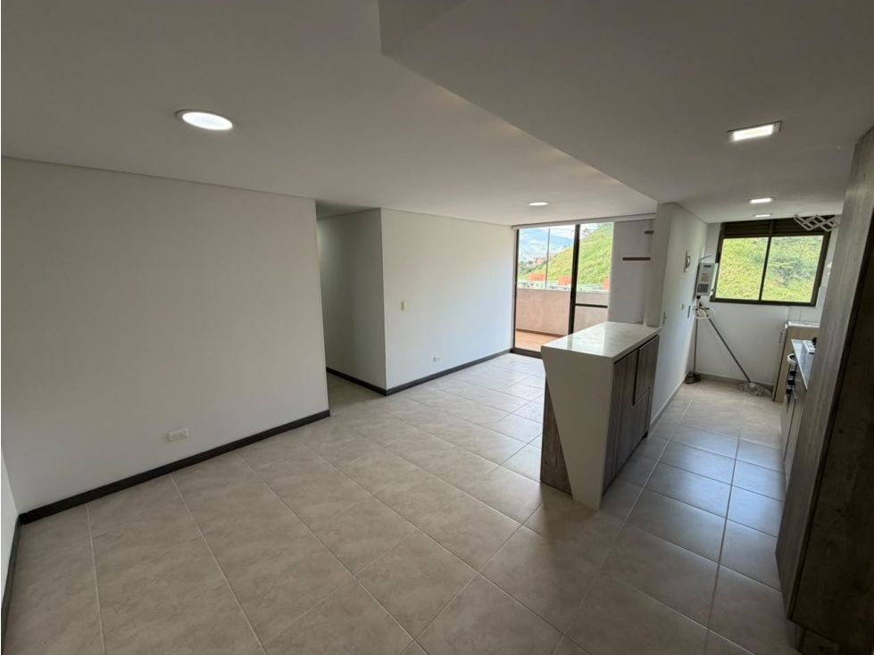Apartamento en arriendo Antioquia Medellín La Hondonada 75 m2 Habitaciones 3 Baños 2 Garajes 1 Precio $2800000
