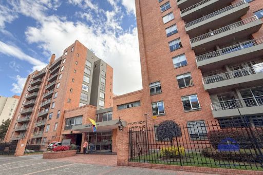 Apartamento en arriendo Cundinamarca Bogotá Ciudad Salitre Occidental 78 m2 Habitaciones 4 Baños 1 Garajes 1 Precio $4600000