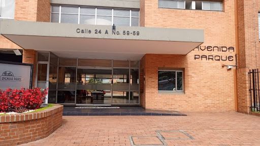 Apartamento en arriendo Cundinamarca Bogotá Ciudad Salitre Occidental 41 m2 Habitaciones 4 Baños 1 Garajes 1 Precio $5000000