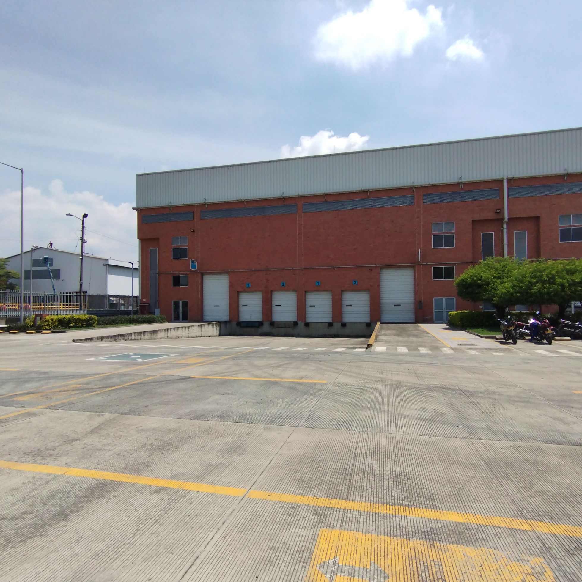 Bodega en venta Valle Del Cauca Cali Santa Elena 1400 m2 Habitaciones 0 Baños 7 Garajes 15 Precio $4889000000