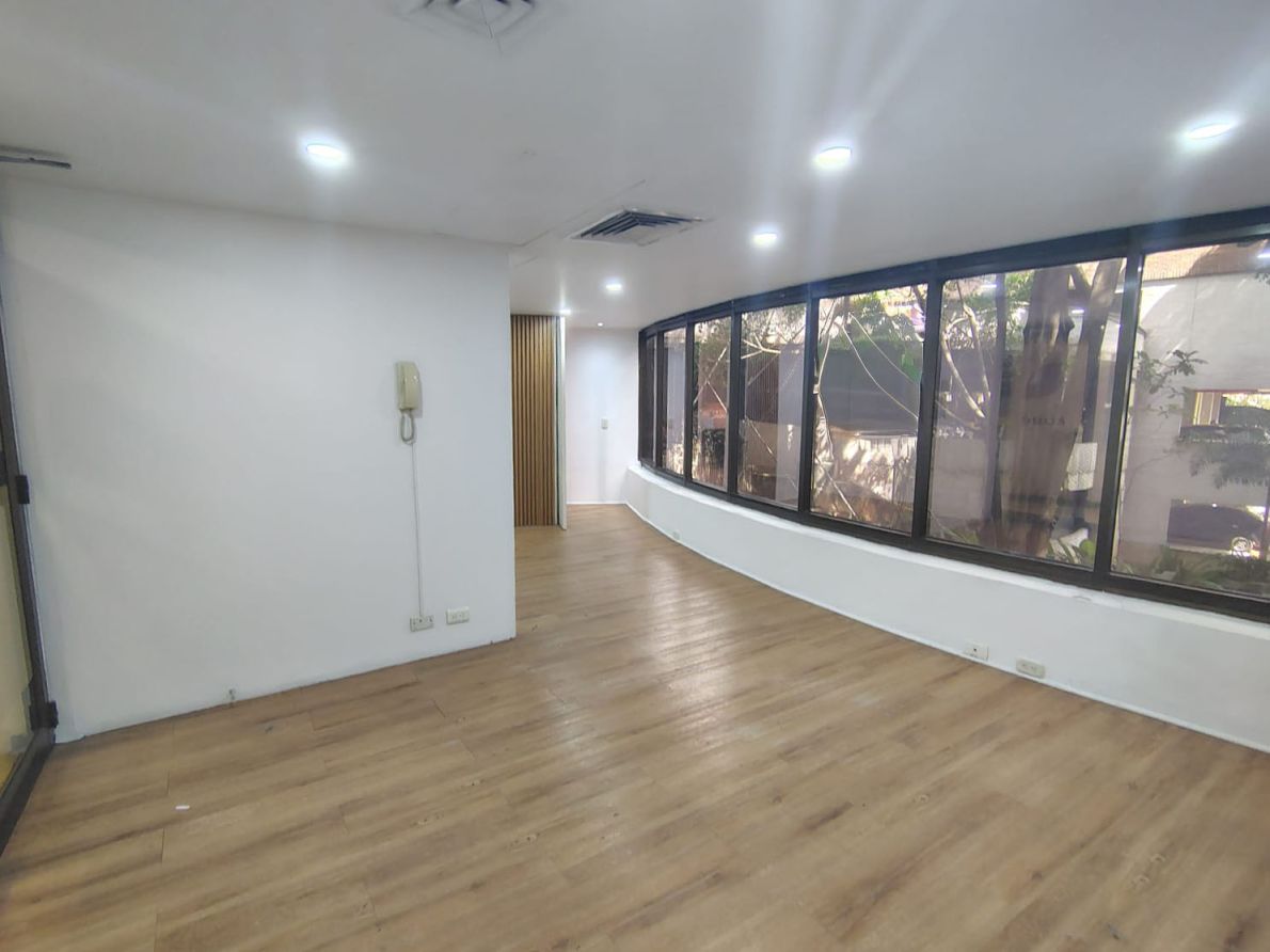 Oficina en venta Antioquia Medellín Castropol 38 m2 Habitaciones 0 Baños 1 Garajes 0 Precio $300000000