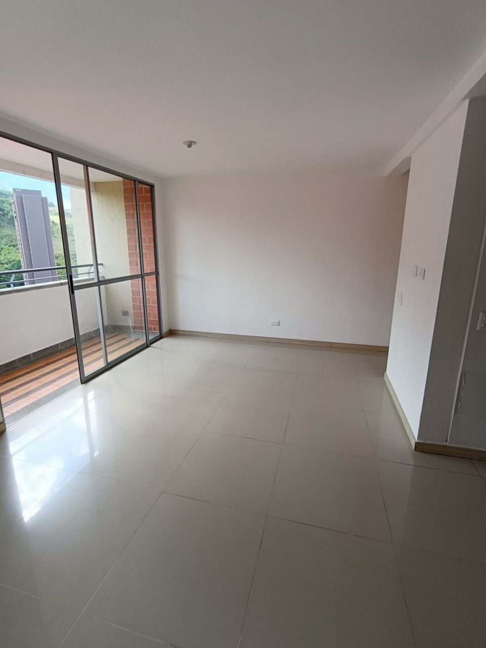 Apartamento en venta Antioquia Bello La Cabaña 63 m2 Habitaciones 3 Baños 2 Garajes 1 Precio $385000000