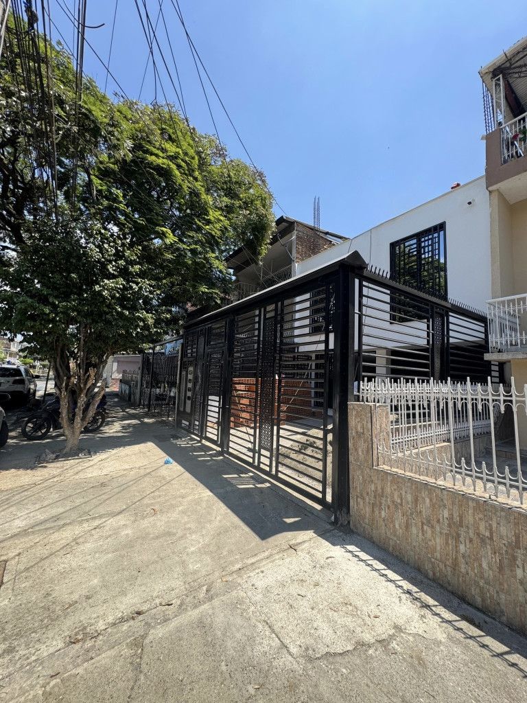 Apartamento en arriendo Valle Del Cauca Cali San Judas Tadeo Ii 50 m2 Habitaciones 2 Baños 1 Garajes 0 Precio $1020000