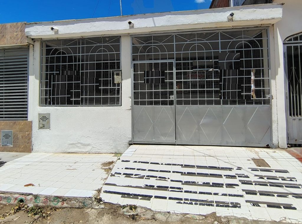 Casa en arriendo Norte De Santander Cúcuta Ub San Martin 100 m2 Habitaciones 3 Baños 1 Garajes 1 Precio $900000