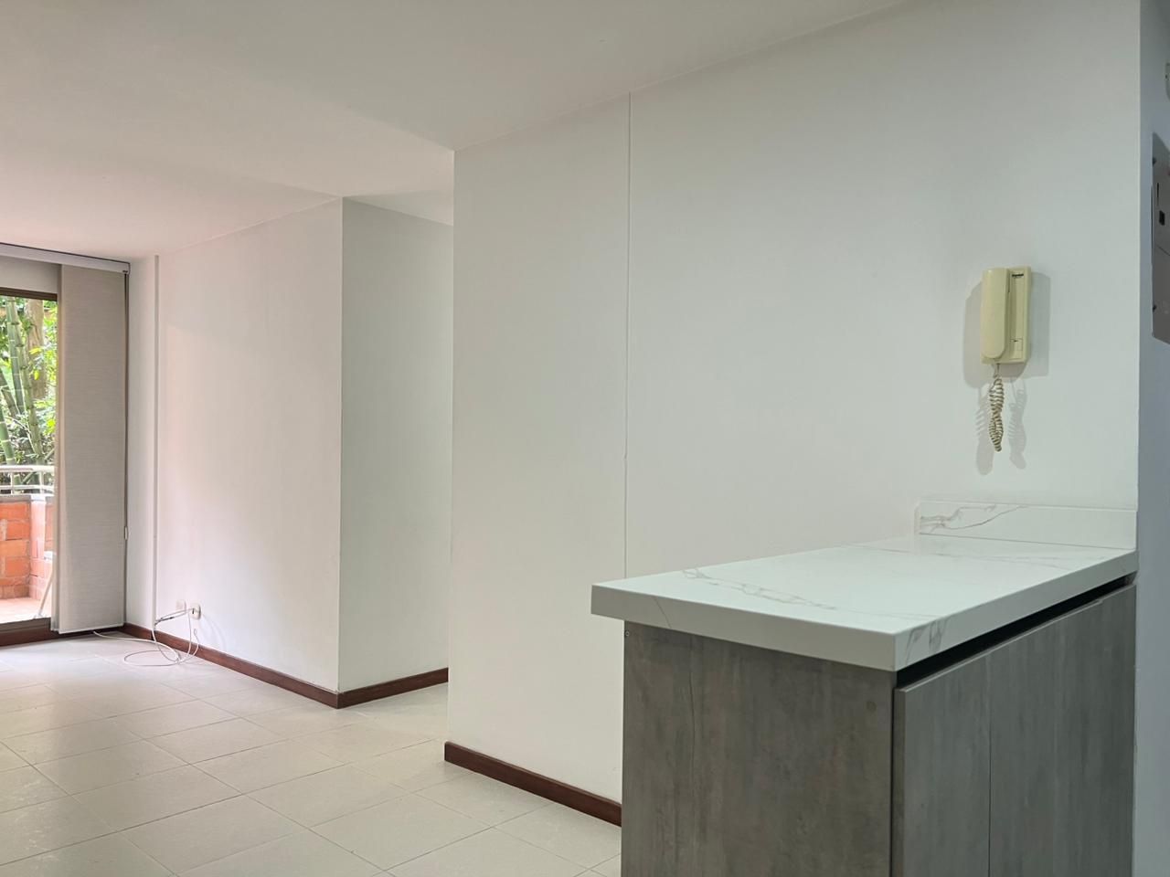 Apartamento en arriendo o venta Antioquia Envigado La Inmaculada 74 m2 Habitaciones 3 Baños 2 Garajes 1 Precio venta $490000000 Precio arriendo $2950000