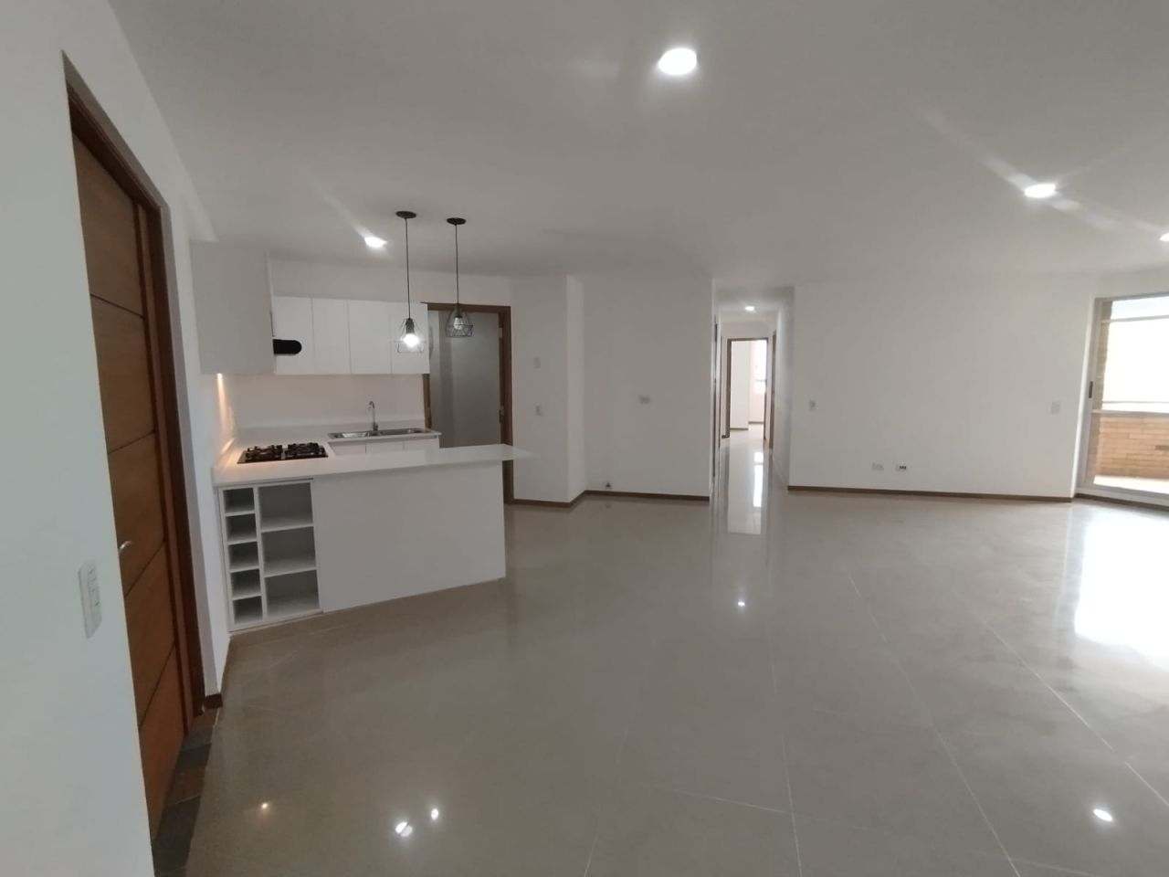 Apartamento en arriendo Antioquia Sabaneta Escobar 121 m2 Habitaciones 3 Baños 2 Garajes 1 Precio $4000000